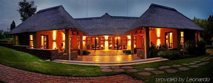 Valley Lodge & Spa Magaliesburg Exteriör bild