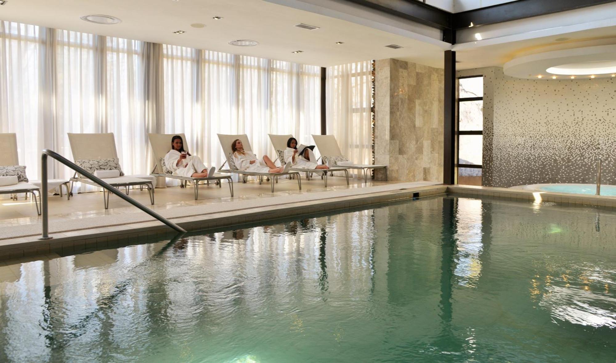 Valley Lodge & Spa Magaliesburg Exteriör bild