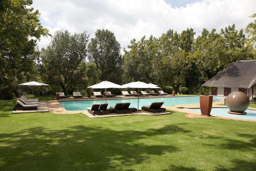 Valley Lodge & Spa Magaliesburg Exteriör bild